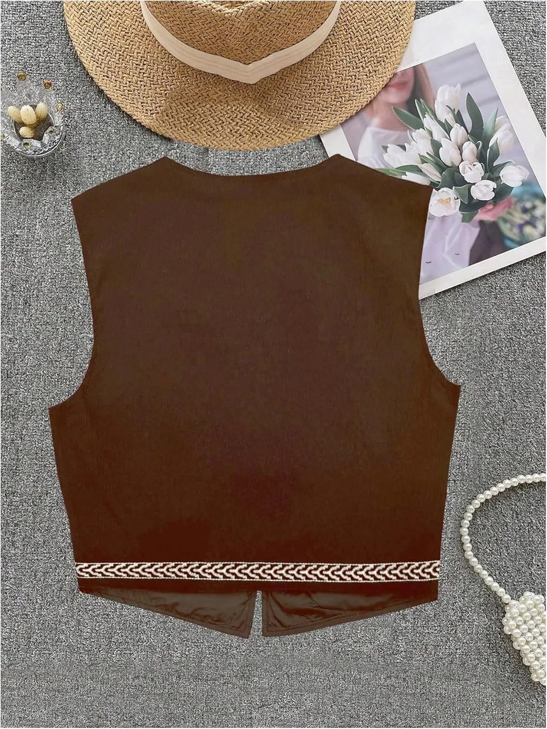 Verdusa Women's Vintage Embroidery Vest Top Open Front Sleeveless Cropped Cardigan Boho Cowgirl Vest Jacket