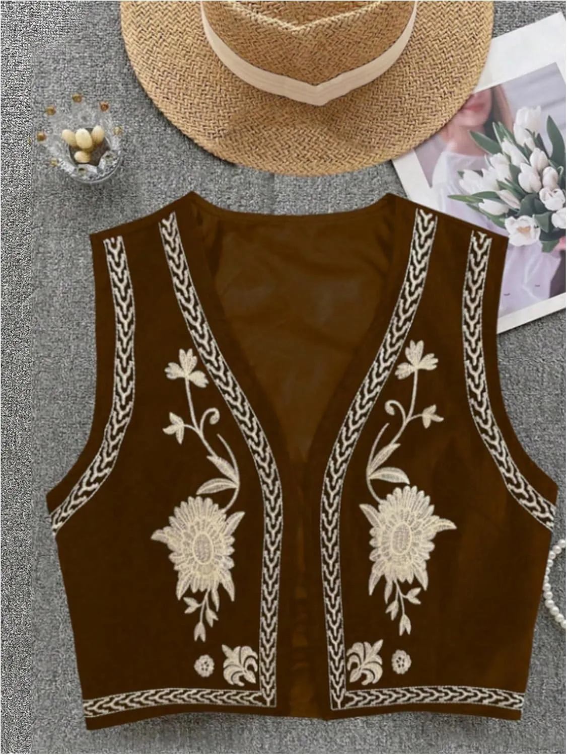 Verdusa Women's Vintage Embroidery Vest Top Open Front Sleeveless Cropped Cardigan Boho Cowgirl Vest Jacket