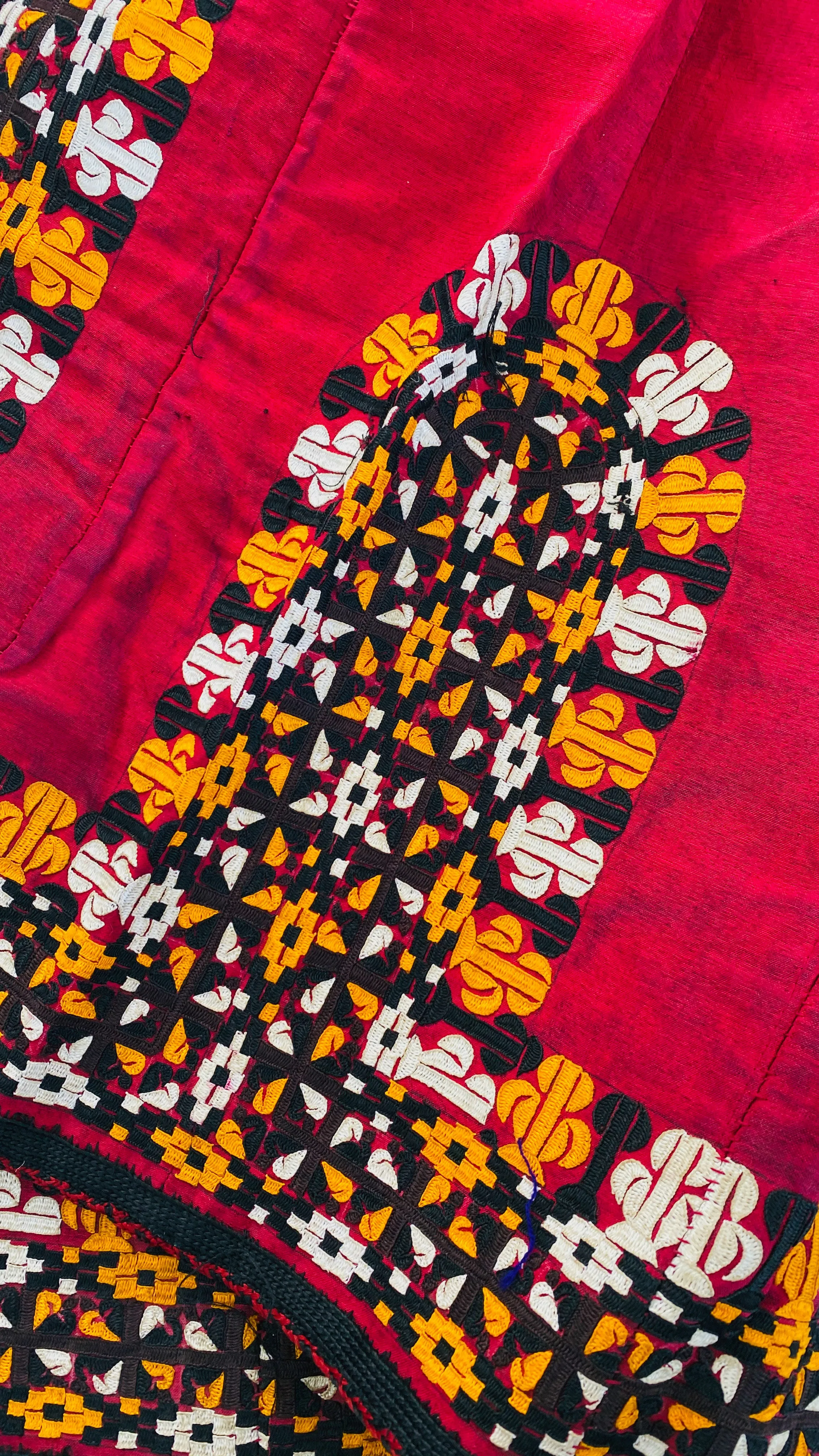 Vintage Silk Coat. Turkmen Silk Chirpy Chapan. Fabulous Embroidery.