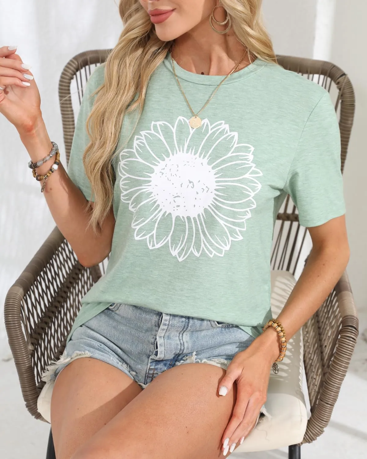Womens T Shirts Short Sleeve Tees Sunflower Vacation Graphic Loose Summer Tops